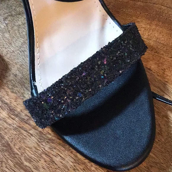426 ✨EUC SHEIN Black Sparkly Tie-Up Heels✨ - Picture 3 of 8
